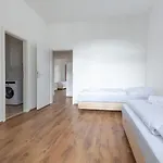 T&k 4 110qm With Balcony Duisbourg