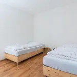 T&k 4 110qm With Balcony Appartement *