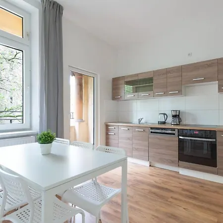 公寓 T&k 4 110qm With Balcony 杜伊斯堡