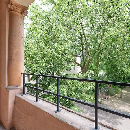 T&k 4 110qm With Balcony * Duisburg