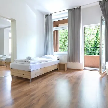 T&k 4 110qm With Balcony * 杜伊斯堡