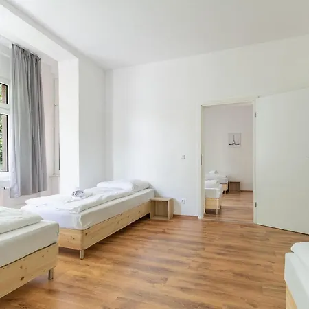 T&k 4 110qm With Balcony 杜伊斯堡