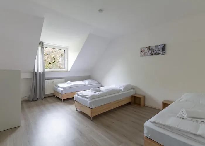 T&k 4 110qm With Balcony Apartment *