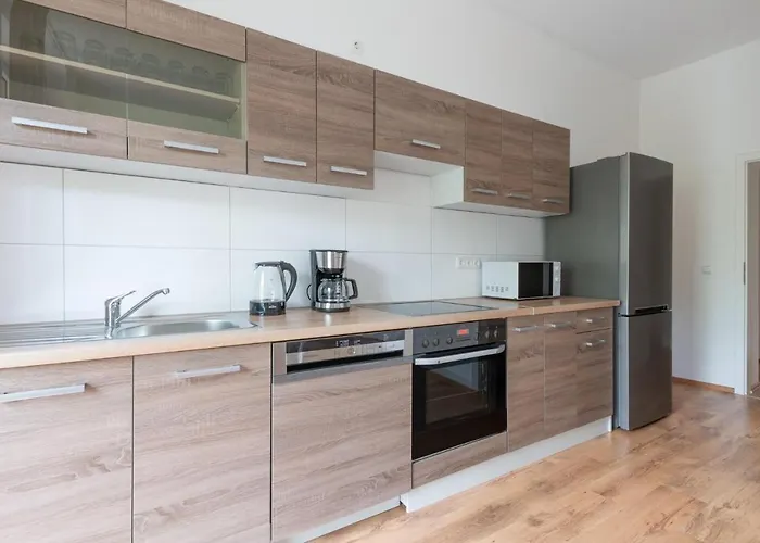 T&k 4 110qm With Balcony Apartment *