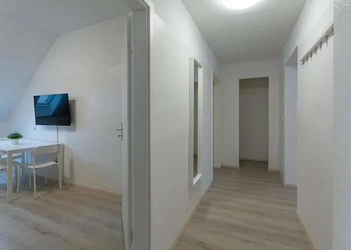 T&k 4 110qm With Balcony Apartment *