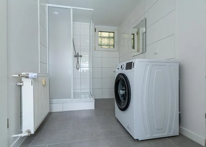 Apartment T&k 4 110qm With Balcony Duisburg