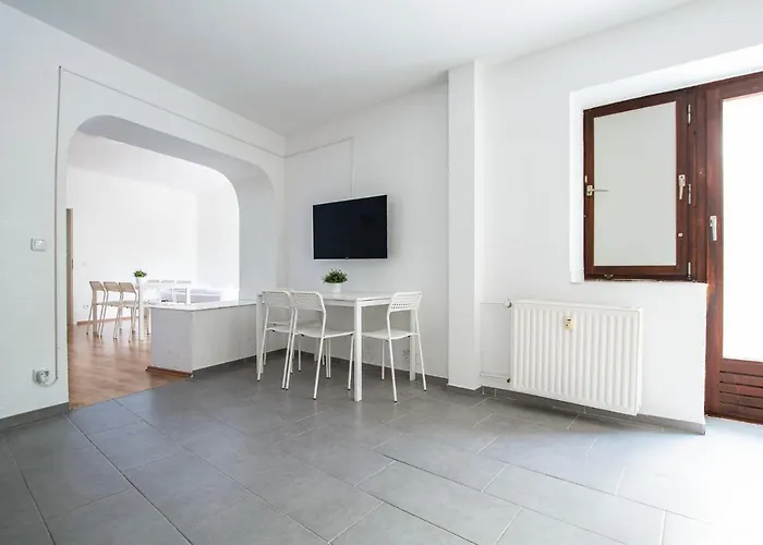 Apartamento T&k 4 110qm With Balcony Duisburgo