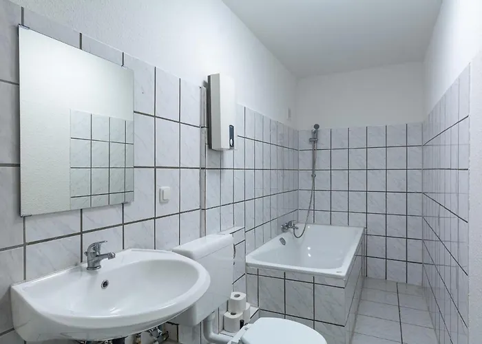 Apartment T&k 4 110qm With Balcony Duisburg