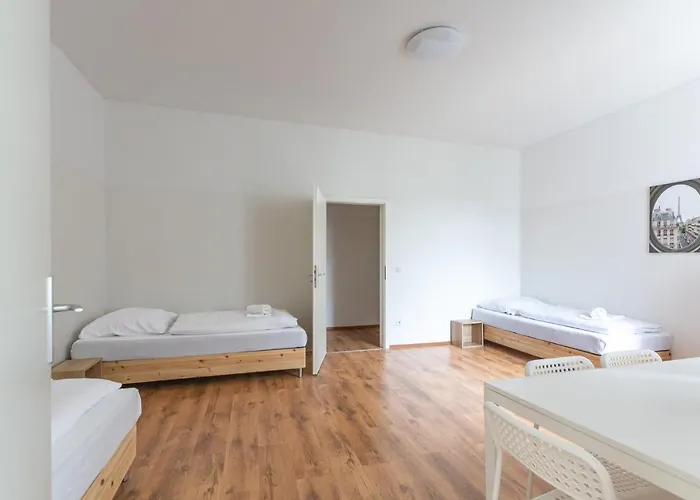 T&k 4 110qm With Balcony Apartment *