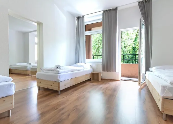 T&k 4 110qm With Balcony * Duisburgo