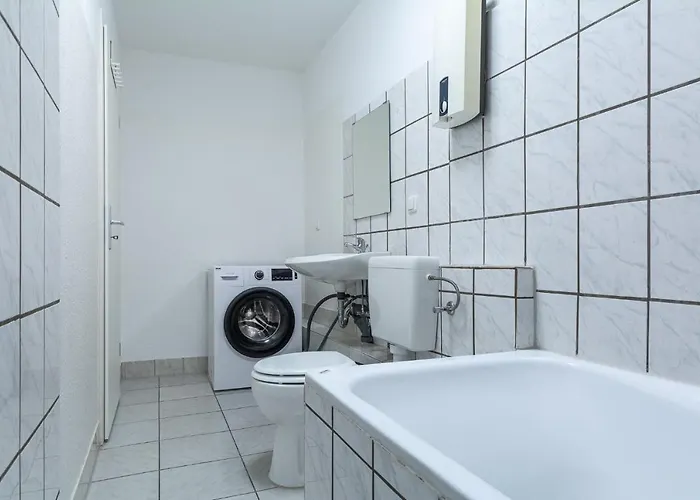 Apartment T&k 4 110qm With Balcony *